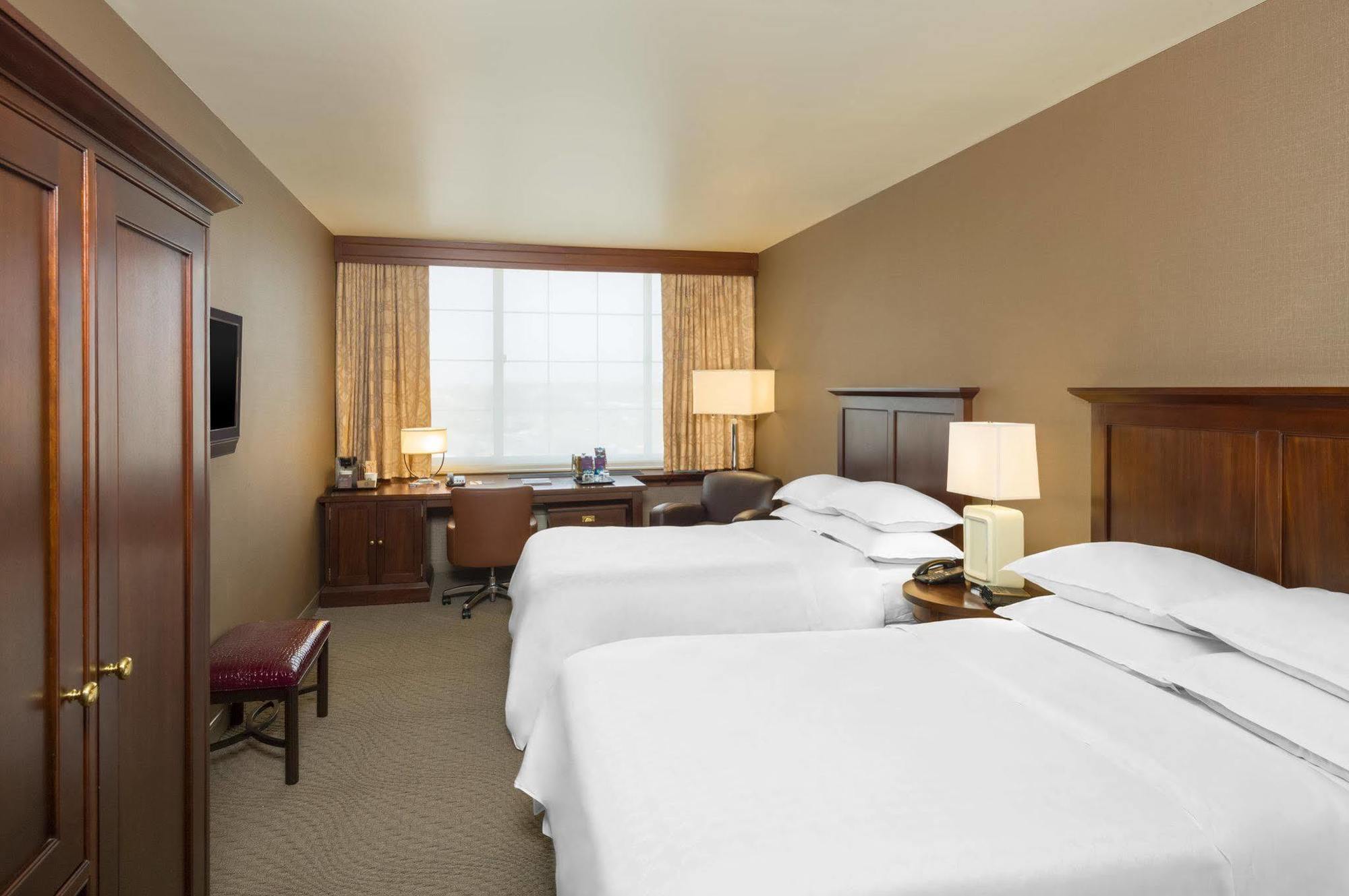 Sheraton Jfk Airport Hotel Нью-Йорк Экстерьер фото