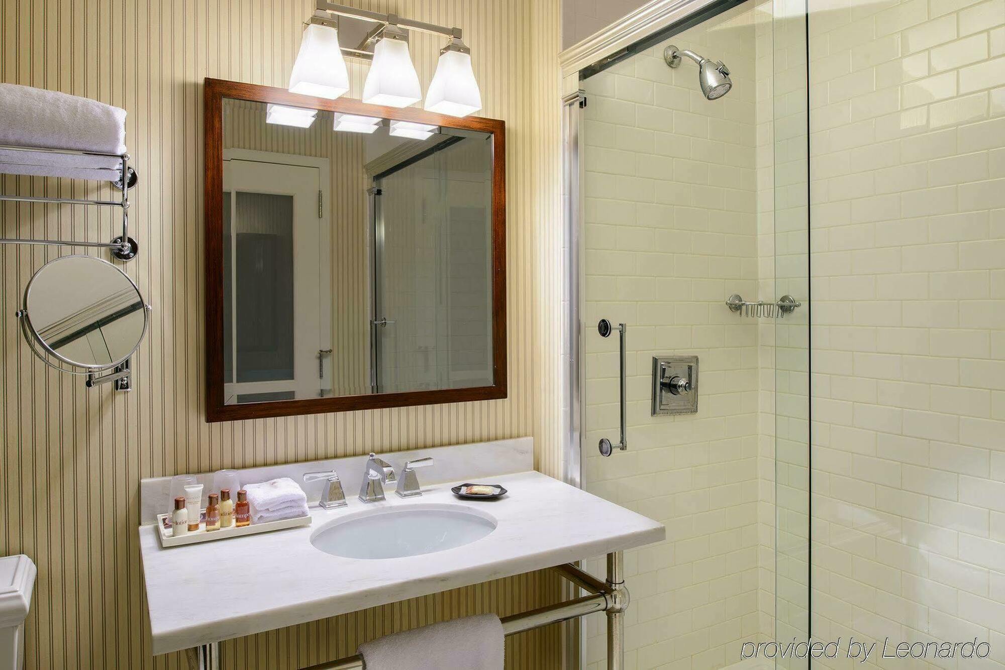 Sheraton Jfk Airport Hotel Нью-Йорк Экстерьер фото